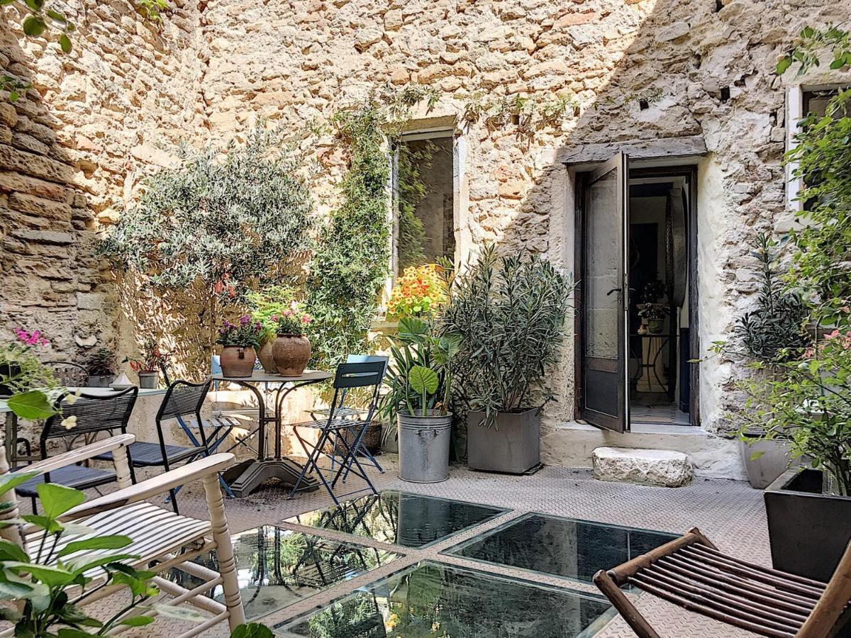 La Vie De Chateau Grignan Exterior photo