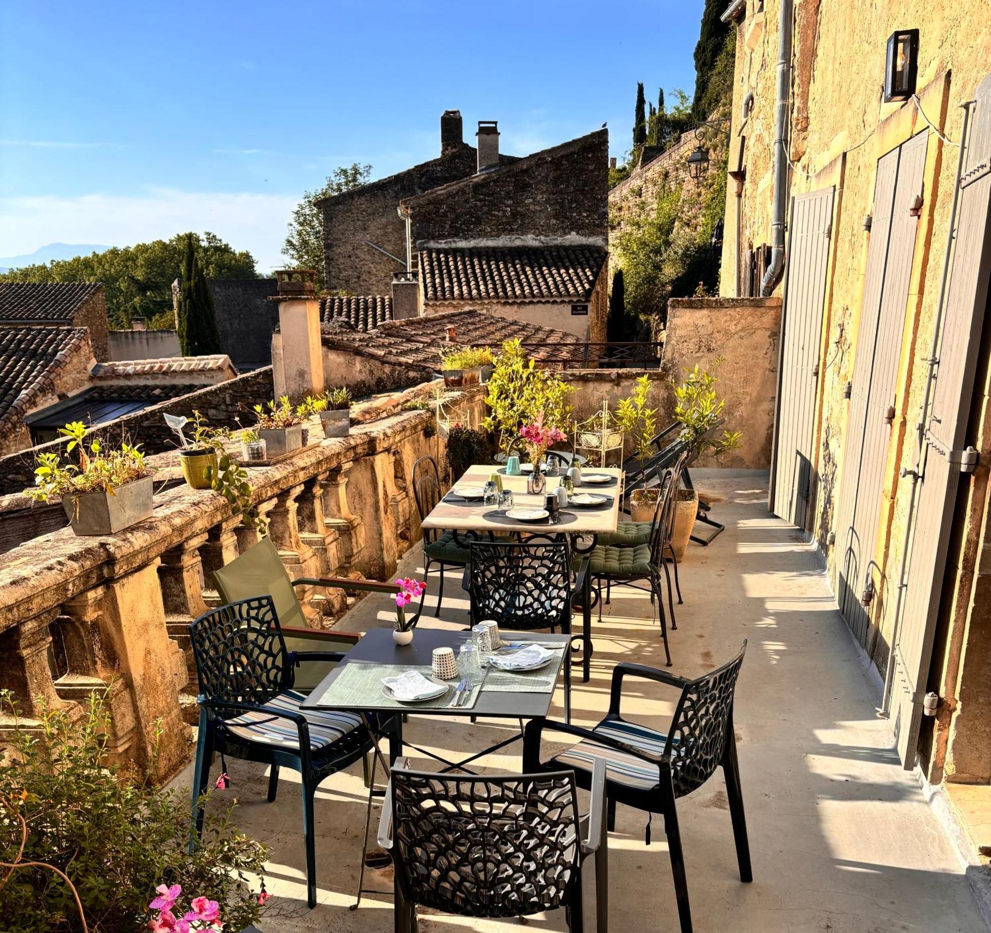 La Vie De Chateau Grignan Exterior photo