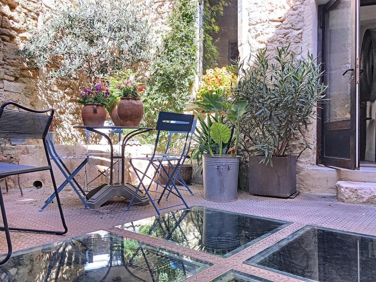 La Vie De Chateau Grignan Exterior photo